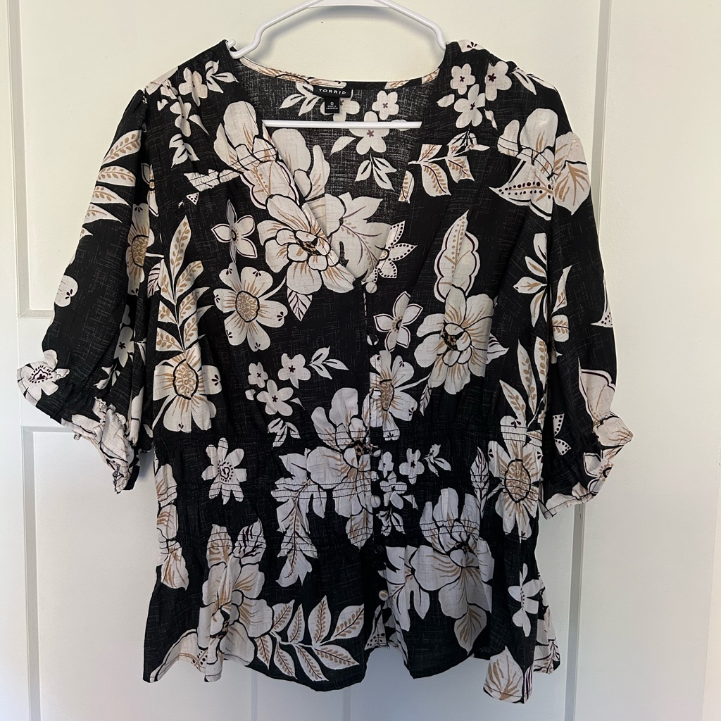 Torrid Peplum Puffy Sleeve V-Neck